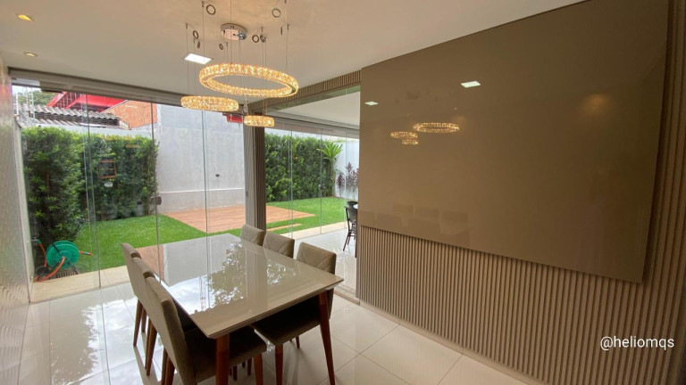 Imagem Sobrado com 4 Quartos à Venda, 196 m² em Chácara Cachoeira - Campo Grande