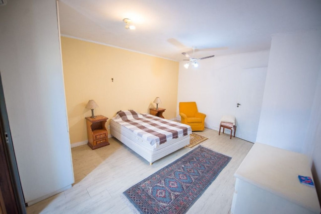 Imagem Casa com 4 Quartos à Venda, 272 m² em Rio Branco - Porto Alegre Imagem Casa com 4 Quartos à Venda, 272 m² em Rio Branco - Porto Alegre