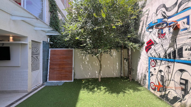 Casa com 3 Quartos à Venda, 249 m² em Vila Romana - São Paulo
