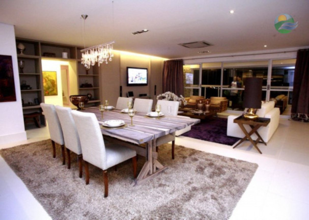 Imagem Apartamento com 4 Quartos à Venda, 220 m² Imagem Apartamento com 4 Quartos à Venda, 220 m²