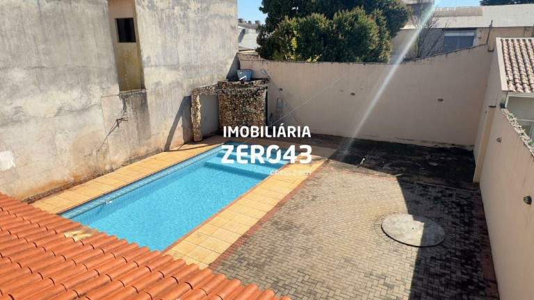 Imagem Casa com 3 Quartos à Venda, 280 m² em Messiânico - Londrina Imagem Casa com 3 Quartos à Venda, 280 m² em Messiânico - Londrina