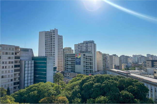 Imagem Sala Comercial à Venda, 35 m² em Centro Histórico - Porto Alegre Imagem Sala Comercial à Venda, 35 m² em Centro Histórico - Porto Alegre