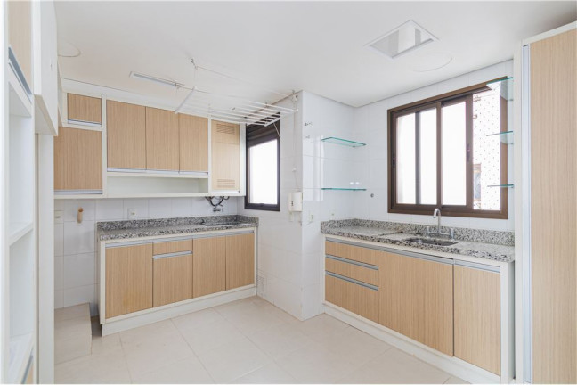 Imagem Apartamento com 2 Quartos à Venda, 86 m² em Menino Deus - Porto Alegre Imagem Apartamento com 2 Quartos à Venda, 86 m² em Menino Deus - Porto Alegre