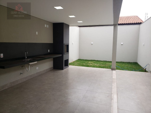 Imagem Casa com 3 Quartos à Venda, 210 m² em Jardim Jacyra - Americana Imagem Casa com 3 Quartos à Venda, 210 m² em Jardim Jacyra - Americana