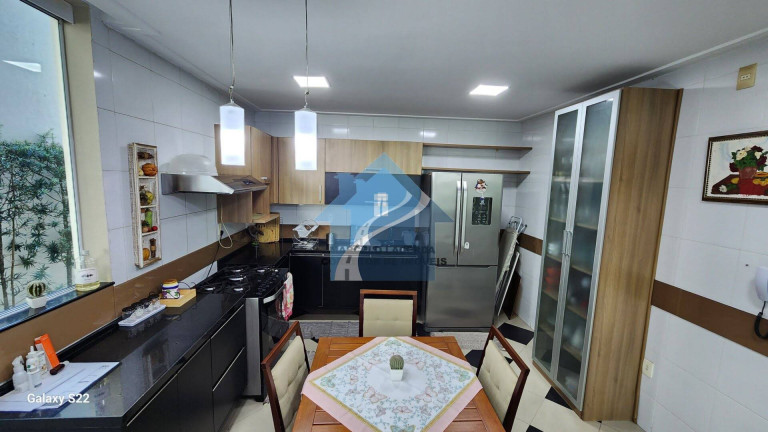 Imagem Casa com 3 Quartos à Venda,  em Flores - Manaus