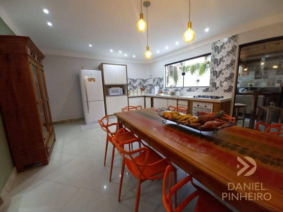 Imagem Sobrado com 3 Quartos à Venda, 175 m² em Canto Do Forte - Praia Grande Imagem Sobrado com 3 Quartos à Venda, 175 m² em Canto Do Forte - Praia Grande