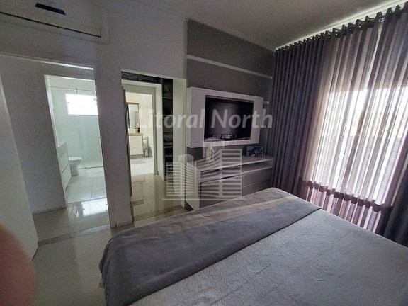 Imagem Sobrado com 3 Quartos à Venda, 250 m² em São Judas - Itajaí Imagem Sobrado com 3 Quartos à Venda, 250 m² em São Judas - Itajaí