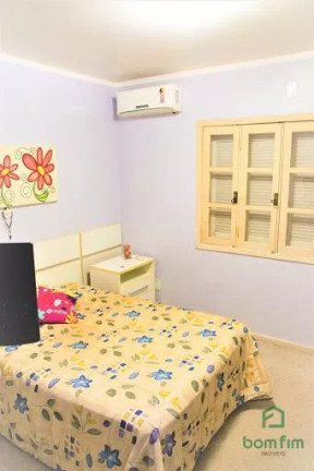 Imagem Casa com 4 Quartos à Venda, 298 m² em Espírito Santo - Porto Alegre Imagem Casa com 4 Quartos à Venda, 298 m² em Espírito Santo - Porto Alegre