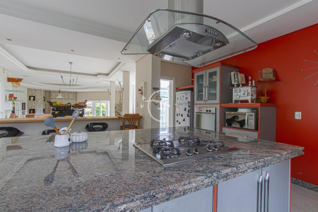 Imagem Casa com 4 Quartos à Venda, em Saguaçu - Joinville Imagem Casa com 4 Quartos à Venda, em Saguaçu - Joinville