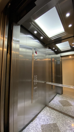 Imagem Apartamento com 2 Quartos à Venda, 69 m² em Santo Antônio - Porto Alegre Imagem Apartamento com 2 Quartos à Venda, 69 m² em Santo Antônio - Porto Alegre