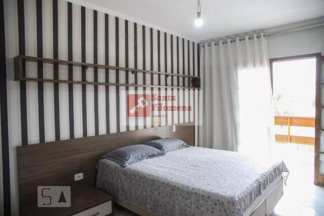 Imagem Sobrado com 3 Quartos à Venda, 220 m² em Santa Maria - Santo André Imagem Sobrado com 3 Quartos à Venda, 220 m² em Santa Maria - Santo André