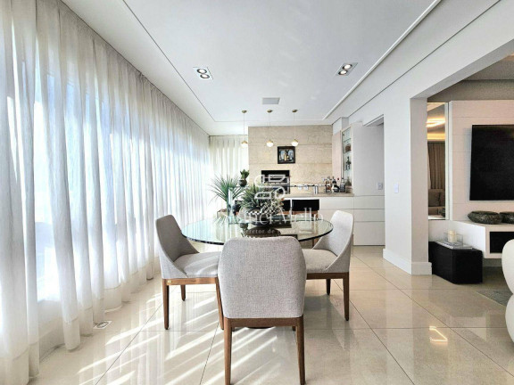 Imagem Apartamento com 3 Quartos à Venda, 207 m² em Frente Mar Barra Sul - Balneário Camboriú