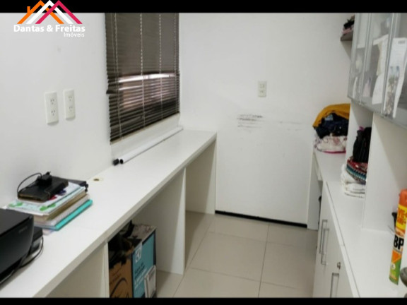 Imagem Imóvel com 4 Quartos à Venda, em Lagoa Redonda - Fortaleza Imagem Imóvel com 4 Quartos à Venda, em Lagoa Redonda - Fortaleza