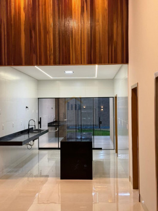 Imagem Casa com 3 Quartos à Venda, 163 m² em Goiânia 2 - Goiânia