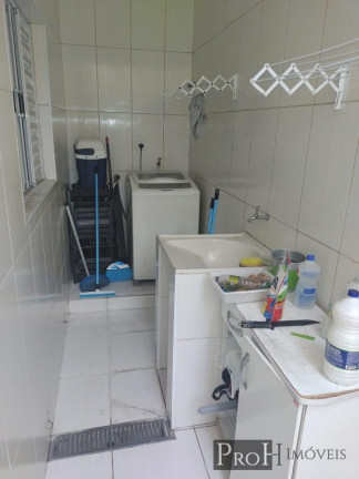 Imagem Sobrado com 6 Quartos à Venda, 150 m² em Utinga - Santo André