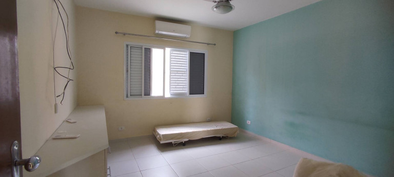 Imagem Casa com 3 Quartos à Venda, 300 m² em Florida - Peruíbe Imagem Casa com 3 Quartos à Venda, 300 m² em Florida - Peruíbe