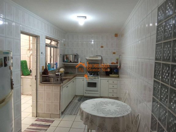 Casa com 3 Quartos para Alugar, 170 m² em Vila São João - Guarulhos