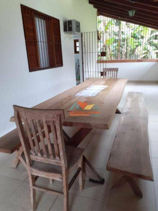 Imagem Casa com 3 Quartos à Venda, 196 m² em Cocanha - Caraguatatuba