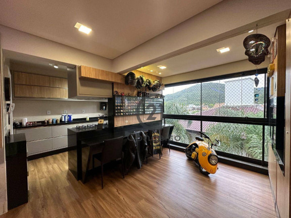 Apartamento com 3 Quartos à Venda, 115 m² em Praia Brava - Florianópolis