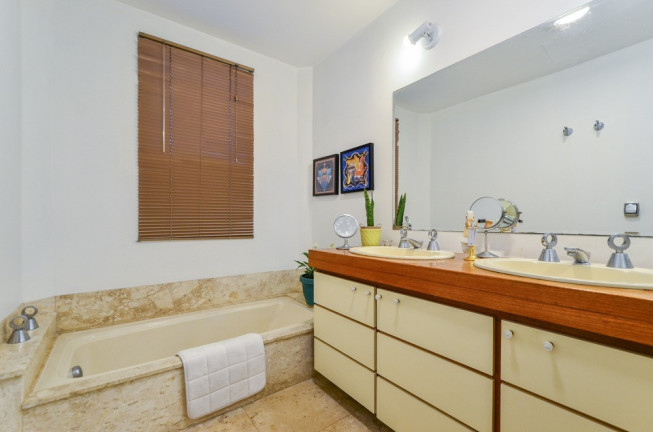 Imagem Apartamento com 4 Quartos à Venda, 210 m² em Morumbi - São Paulo Imagem Apartamento com 4 Quartos à Venda, 210 m² em Morumbi - São Paulo