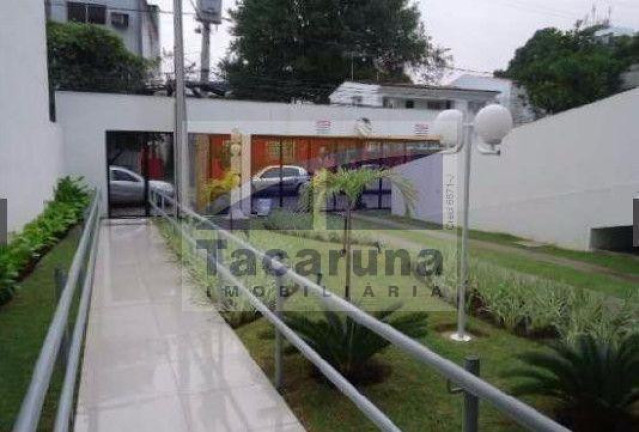 Apartamento com 02 Quartos para Alugar, 54 m² em Madalena - Recife