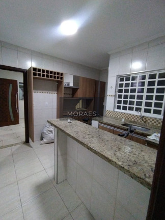 Imagem Casa com 2 Quartos à Venda, 125 m² em Vila Real - Botucatu Imagem Casa com 2 Quartos à Venda, 125 m² em Vila Real - Botucatu