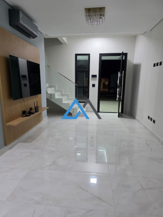 Imagem Casa com 3 Quartos à Venda, 187 m² em Vila Petrópolis - Atibaia Imagem Casa com 3 Quartos à Venda, 187 m² em Vila Petrópolis - Atibaia