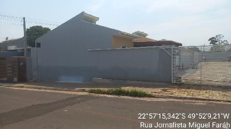 Casa com 2 Quartos à Venda, 104 m² em Vila Brasil - Ourinhos