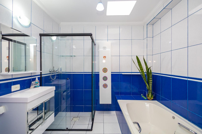 Imagem Sobrado com 3 Quartos à Venda, 170 m² em Campo Comprido - Curitiba Imagem Sobrado com 3 Quartos à Venda, 170 m² em Campo Comprido - Curitiba