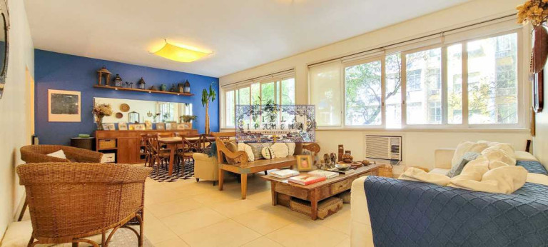 Imagem Apartamento com 4 Quartos à Venda, 215 m² em Copacabana - Rio De Janeiro Imagem Apartamento com 4 Quartos à Venda, 215 m² em Copacabana - Rio De Janeiro