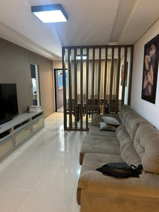 Imagem Casa com 4 Quartos à Venda, 240 m² em Cuiabá Imagem Casa com 4 Quartos à Venda, 240 m² em Cuiabá