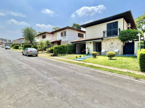 Imagem Casa de Condomínio com 4 Quartos à Venda, 345 m² em Granja Viana - Cotia
