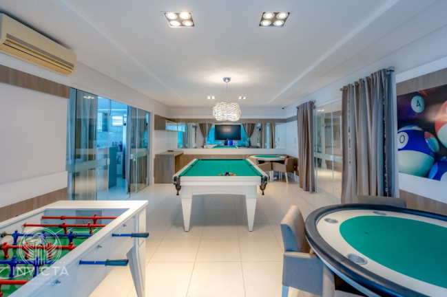 Imagem Apartamento com 3 Quartos à Venda, 131 m² em Centro - Balneário Camboriú Imagem Apartamento com 3 Quartos à Venda, 131 m² em Centro - Balneário Camboriú