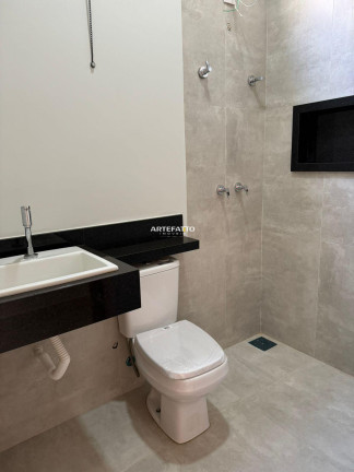 Imagem Casa com 3 Quartos à Venda, 180 m² Imagem Casa com 3 Quartos à Venda, 180 m²