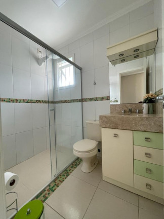 Imagem Casa com 3 Quartos à Venda, 200 m² em Camobi - Santa Maria Imagem Casa com 3 Quartos à Venda, 200 m² em Camobi - Santa Maria