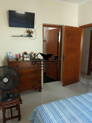 Imagem Casa com 3 Quartos à Venda, 136 m² em Parque Das Arvores - Guaratinguetá Imagem Casa com 3 Quartos à Venda, 136 m² em Parque Das Arvores - Guaratinguetá