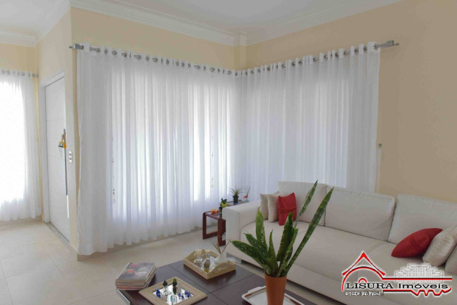 Imagem Casa de Condomínio com 3 Quartos à Venda, 400 m² em Jardim Califórnia - Jacareí