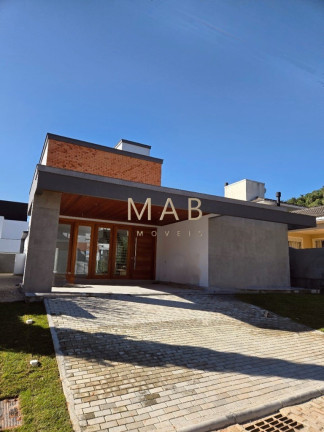 Imagem Casa com 4 Quartos à Venda, 220 m² em Cachoeira Do Bom Jesus - Florianópolis