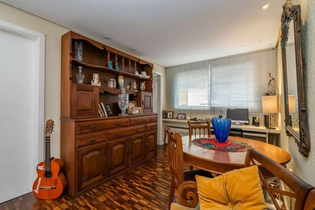 Imagem Cobertura com 4 Quartos à Venda, 213 m² em Auxiliadora - Porto Alegre Imagem Cobertura com 4 Quartos à Venda, 213 m² em Auxiliadora - Porto Alegre
