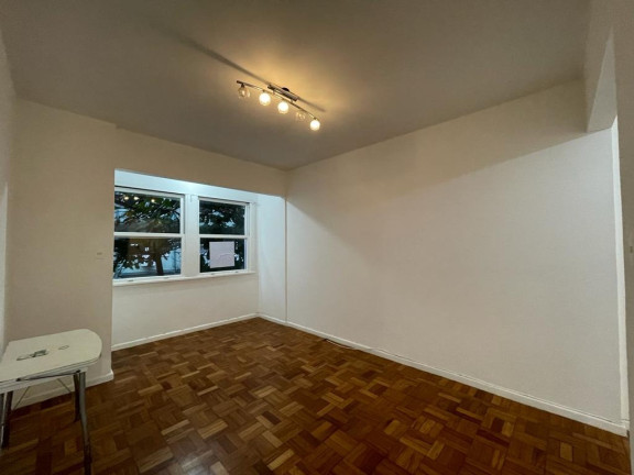 Imagem Apartamento com 3 Quartos à Venda, em Copacabana - Rio De Janeiro Imagem Apartamento com 3 Quartos à Venda, em Copacabana - Rio De Janeiro