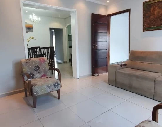 Imagem Casa com 3 Quartos à Venda, 232 m² em Nova Jaguariúna - Jaguariúna