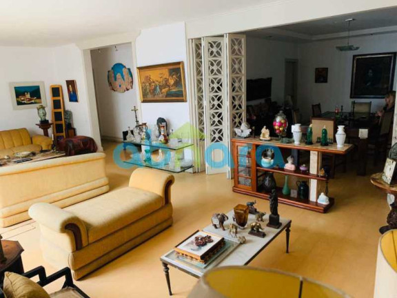 Imagem Cobertura com 6 Quartos à Venda, 360 m² em Copacabana - Rio De Janeiro Imagem Cobertura com 6 Quartos à Venda, 360 m² em Copacabana - Rio De Janeiro