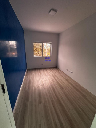 Imagem Sobrado com 3 Quartos à Venda, 90 m² em Uberaba - Curitiba