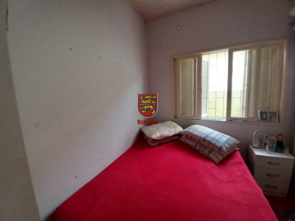 Imagem Casa com 4 Quartos à Venda, em Estreito - Florianópolis Imagem Casa com 4 Quartos à Venda, em Estreito - Florianópolis