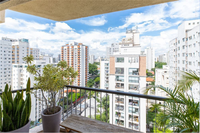 Imagem Imóvel com 4 Quartos à Venda, em Brooklin Paulista - São Paulo Imagem Imóvel com 4 Quartos à Venda, em Brooklin Paulista - São Paulo