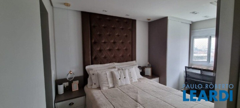 Imagem Apartamento com 2 Quartos à Venda, 77 m² em Campestre - Santo André
