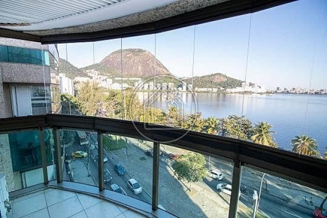 Imagem Cobertura com 2 Quartos à Venda, 115 m² em Lagoa - Rio De Janeiro Imagem Cobertura com 2 Quartos à Venda, 115 m² em Lagoa - Rio De Janeiro