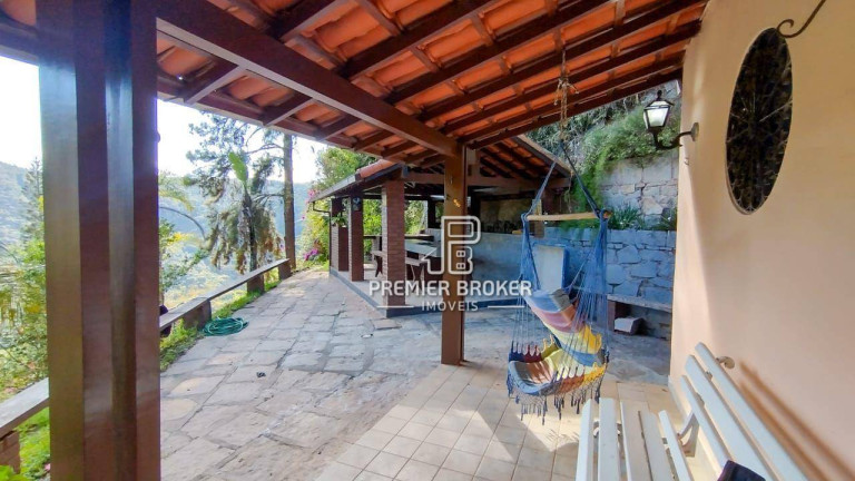 Imagem Casa com 4 Quartos à Venda, 249 m² em Colônia Alpina - Teresópolis