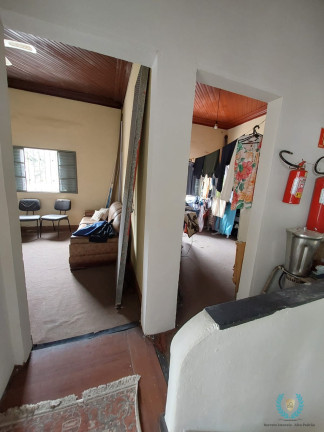 Imagem Casa com 2 Quartos à Venda, 140 m² em Centro - São Roque
