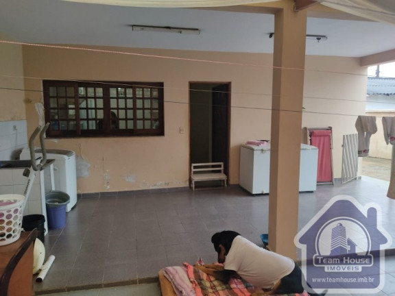 Imagem Sobrado com 3 Quartos à Venda, 244 m² em Vila Lavínia - Mogi Das Cruzes Imagem Sobrado com 3 Quartos à Venda, 244 m² em Vila Lavínia - Mogi Das Cruzes